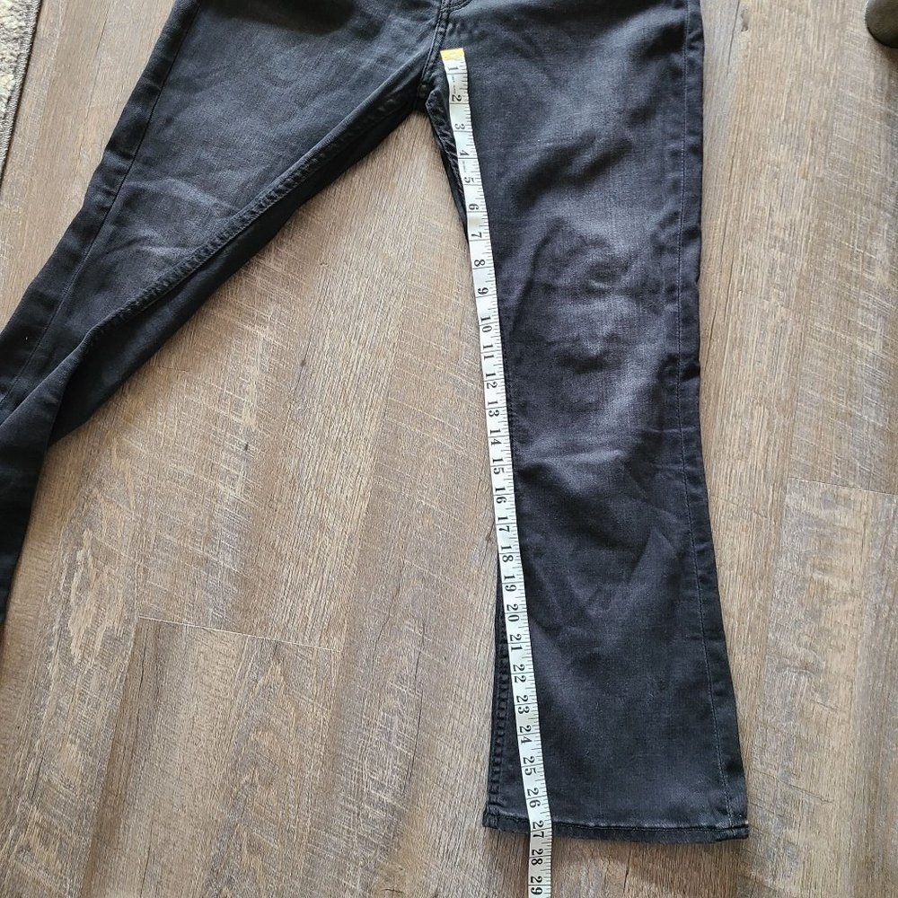 BLK DNM High Waist Flare Stretch Black Jeans Size 30 - Picture 6 of 8